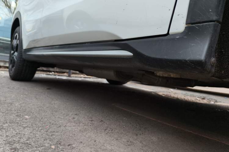 Used Honda XR-V 2021 220TURBO CVT Comfort Version Right Side Sill