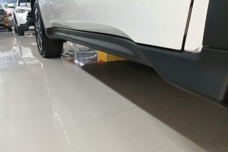 Used Honda XR-V 2021 1.5L CVT Comfort Version Right Side Sill