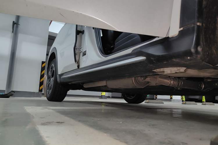 Used Honda XR-V 2021 220TURBO CVT Comfort Version Right Side Sill
