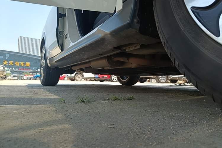 Used Honda XR-V 2021 1.5L CVT Comfort Version Right Side Sill