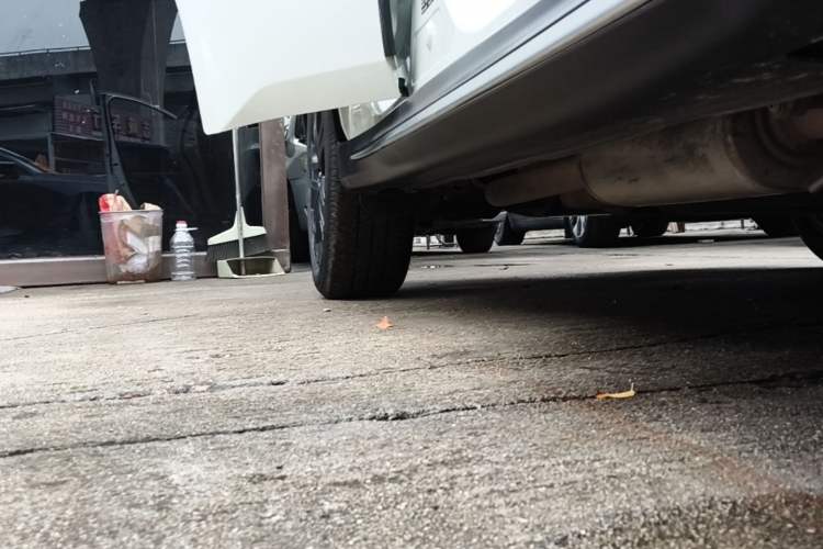 Used Honda XR-V 2021 220TURBO CVT Comfort Version Right Side Sill