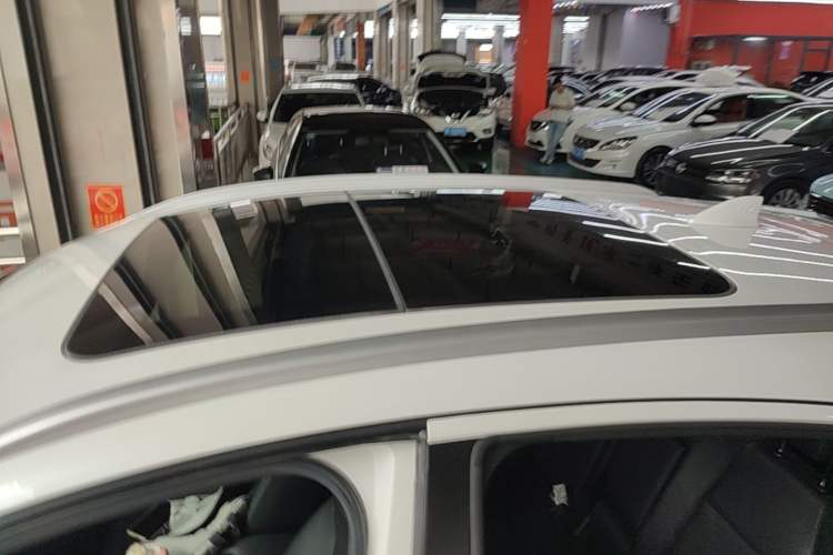 Used Honda XR-V 2021 1.5L CVT Comfort Version Roof
