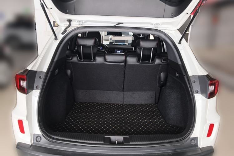 Used Honda XR-V 2021 1.5L CVT Classic Edition Trunk
