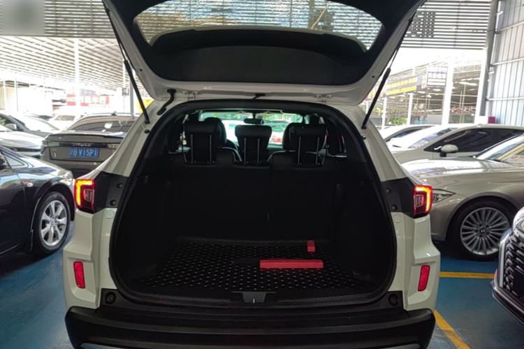 Used Honda XR-V 2021 1.5L CVT Luxury Edition Trunk