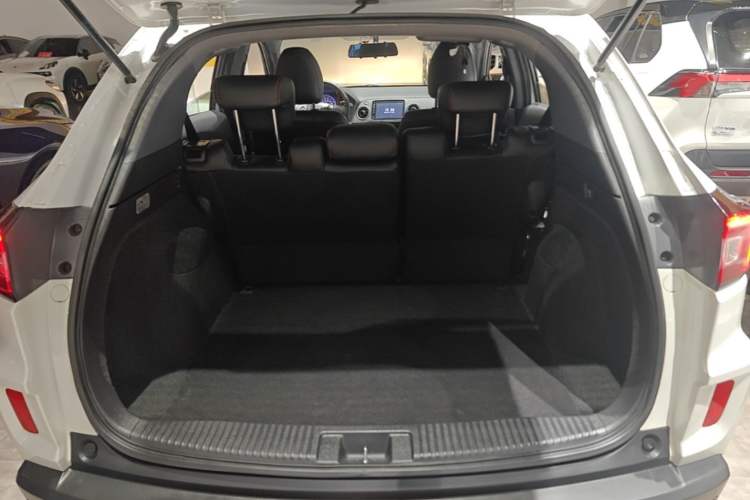 Used Honda XR-V 2021 220TURBO CVT Comfort Version Trunk