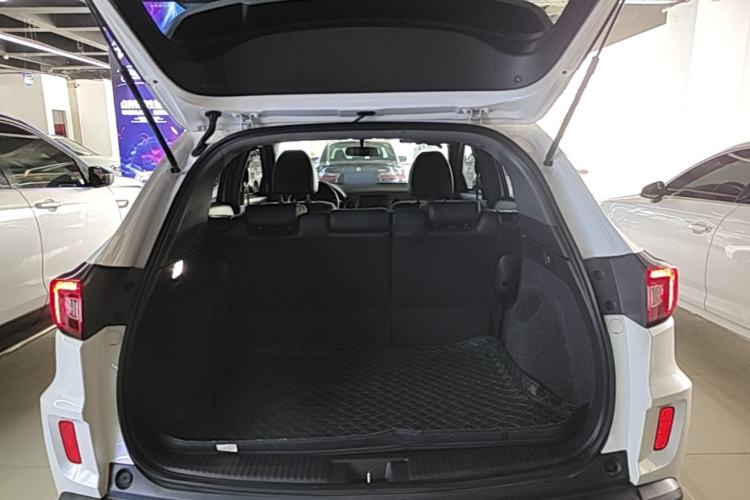 Used Honda XR-V 2021 220TURBO CVT Luxury Edition Trunk
