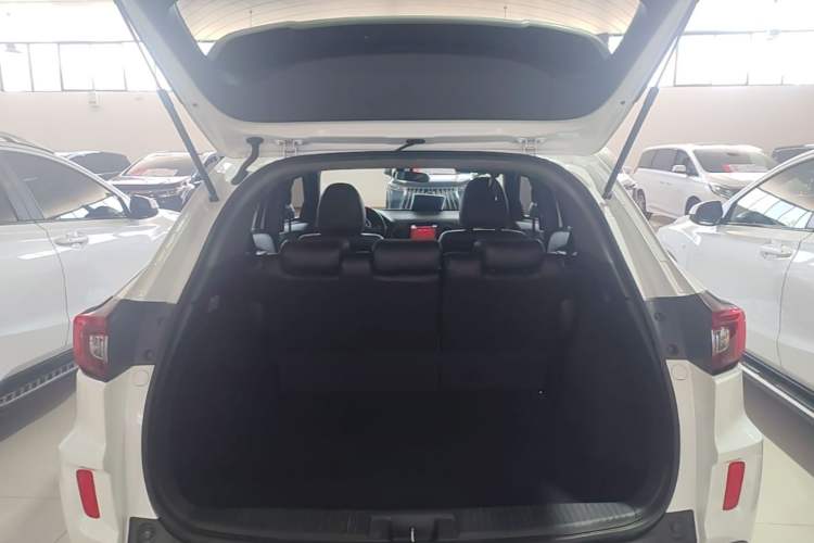 Used Honda XR-V 2021 220TURBO CVT Comfort Version Trunk