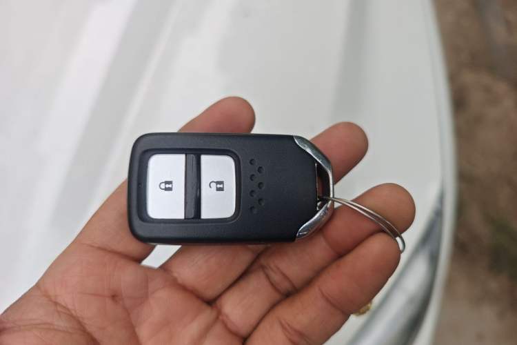 Used Honda XR-V 2021 220TURBO CVT Luxury Edition Vehicle Key