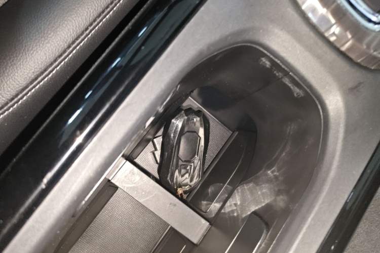 Used Honda XR-V 2021 220TURBO CVT Luxury Edition Vehicle Key