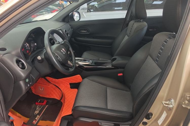 Used Honda XR-V 2021 220TURBO CVT Luxury Edition Left Front Seat
