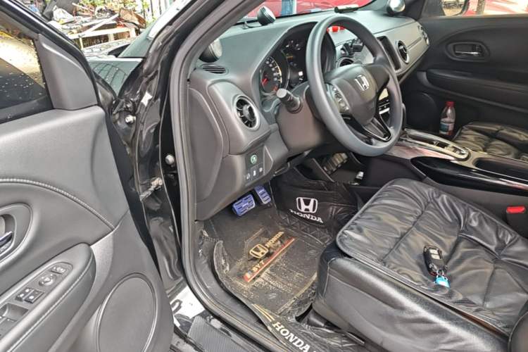 Used Honda XR-V 2022 220TURBO CVT Obsidian Edition Driver Seat