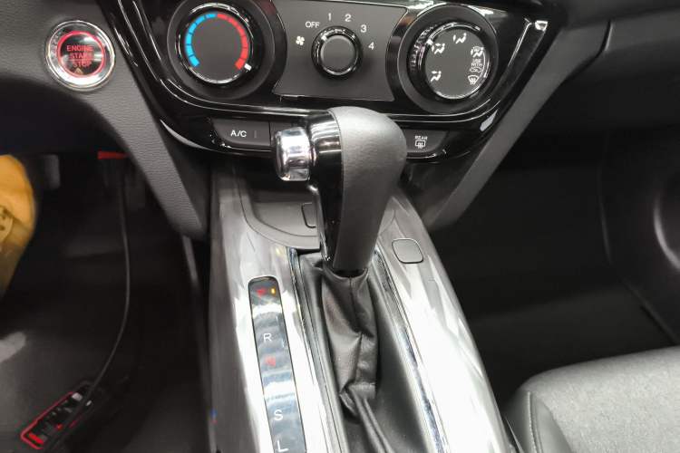 Used Honda XR-V 2022 1.5L CVT Obsidian Edition Gear Lever
