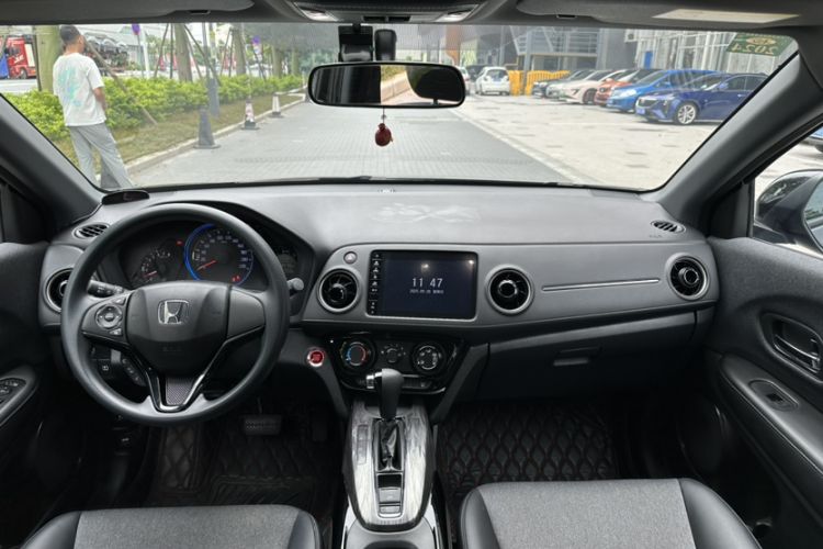 Used Honda XR-V 2022 1.5L CVT Obsidian Edition Interior 1