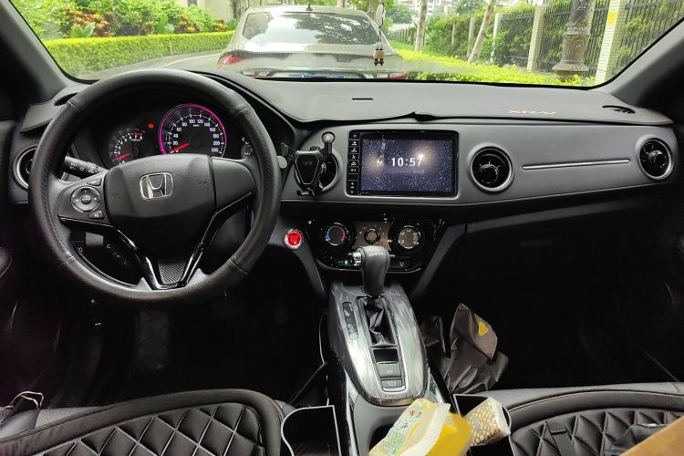 Used Honda XR-V 2022 1.5L CVT Obsidian Edition Interior 2