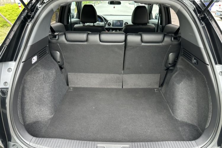 Used Honda XR-V 2022 1.5L CVT Obsidian Edition Interior 2