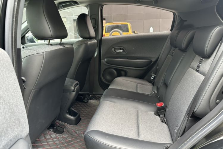 Used Honda XR-V 2022 1.5L CVT Obsidian Edition Interior 6