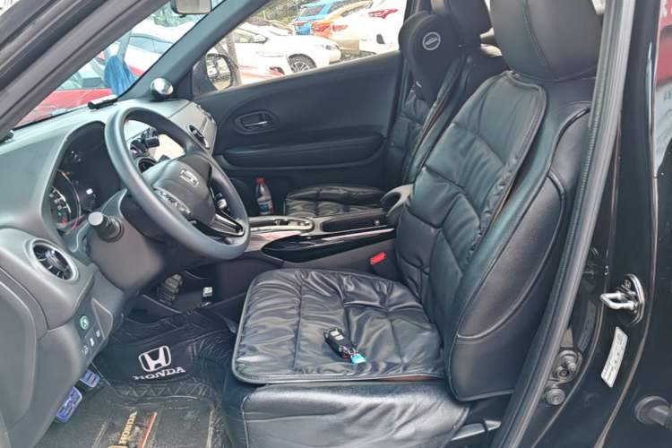 Used Honda XR-V 2022 220TURBO CVT Obsidian Edition Left Front Seat