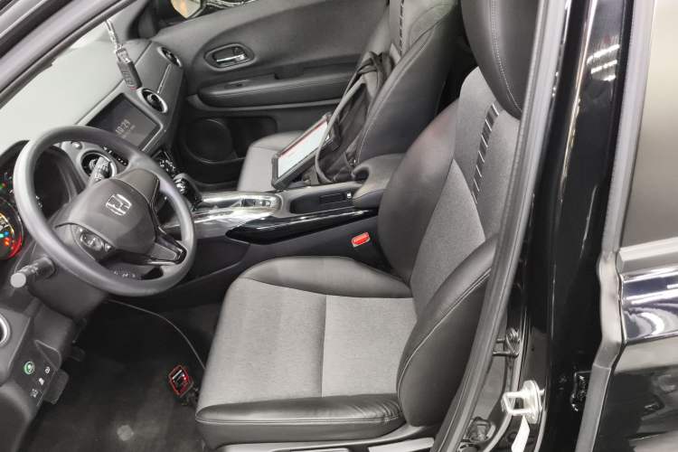 Used Honda XR-V 2022 1.5L CVT Obsidian Edition Left Front Seat