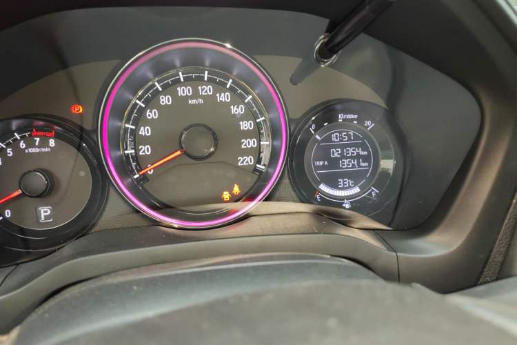 Used Honda XR-V 2022 1.5L CVT Obsidian Edition Odometer Close Up