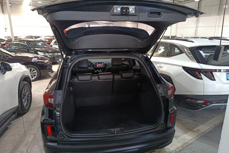 Used Honda XR-V 2022 220TURBO CVT Obsidian Edition Trunk