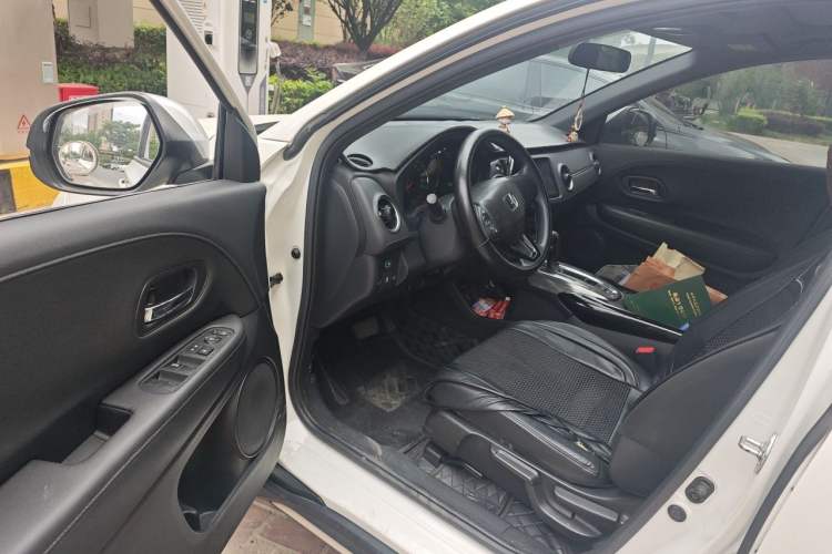 Used Honda XR-V 2022 220TURBO CVT Obsidian Edition Driver Seat