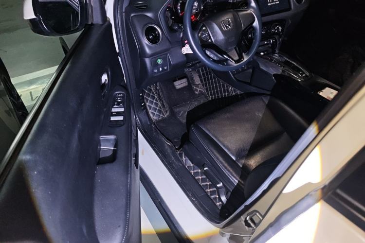 Used Honda XR-V 2022 1.5L CVT Obsidian Edition Driver Seat