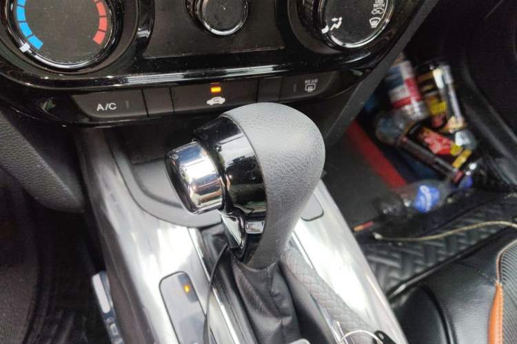 Used Honda XR-V 2022 1.5L CVT Obsidian Edition Gear Lever