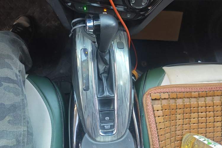 Used Honda XR-V 2022 1.5L CVT Obsidian Edition Gear Lever