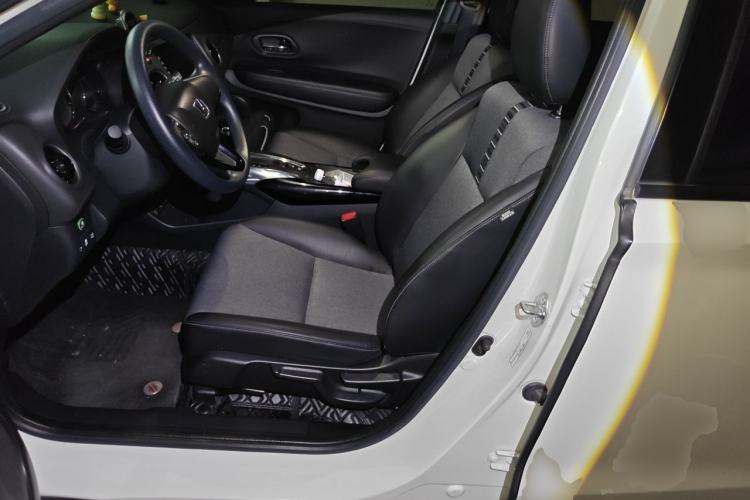 Used Honda XR-V 2022 220TURBO CVT Obsidian Edition Left Front Seat