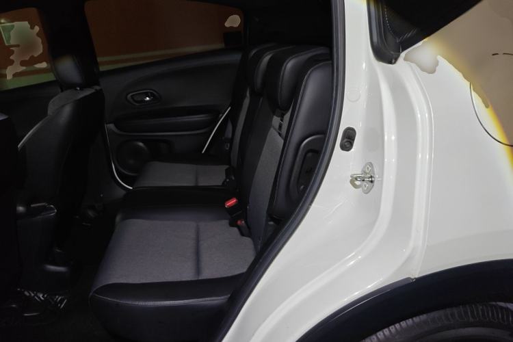 Used Honda XR-V 2022 220TURBO CVT Obsidian Edition Left Rear Seat