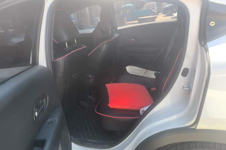 Used Honda XR-V 2022 1.5L CVT Obsidian Edition Left Rear Seat