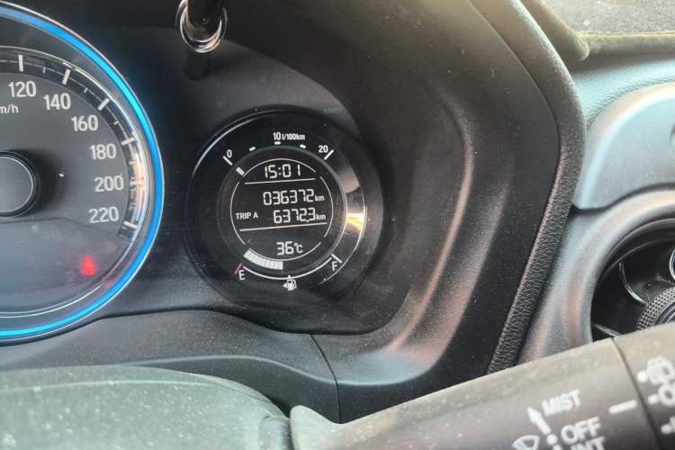 Used Honda XR-V 2022 1.5L CVT Obsidian Edition Odometer Close Up