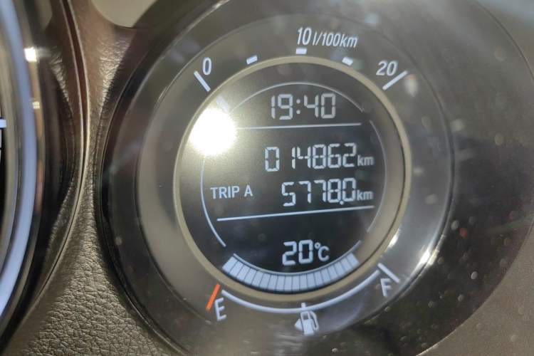 Used Honda XR-V 2022 1.5L CVT Obsidian Edition Odometer Close Up