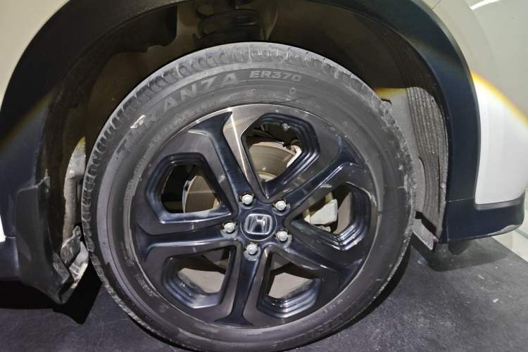 Used Honda XR-V 2022 220TURBO CVT Obsidian Edition Right Front Wheel Hub