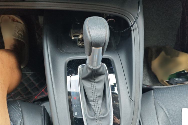 Used Honda XR-V 2023 1.5L CVT Thermal Edition Gear Lever
