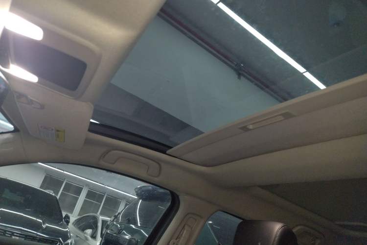 Used Honda XR-V 2023 Facelift 1.5L CVT Trend Edition Headliner