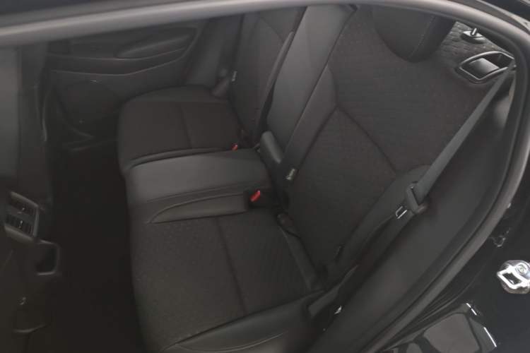 Used Honda XR-V 2023 Facelift 1.5L CVT Trend Edition Left Rear Seat