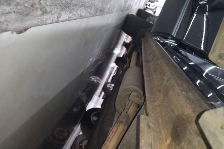 Used Honda XR-V 2023 Facelift 1.5L CVT Trend Edition Right Side Sill