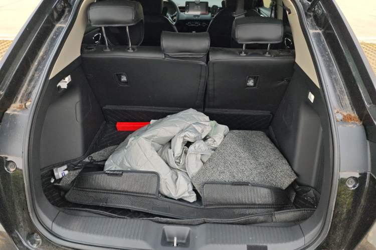 Used Honda XR-V 2023 1.5L CVT Thermal Edition Trunk