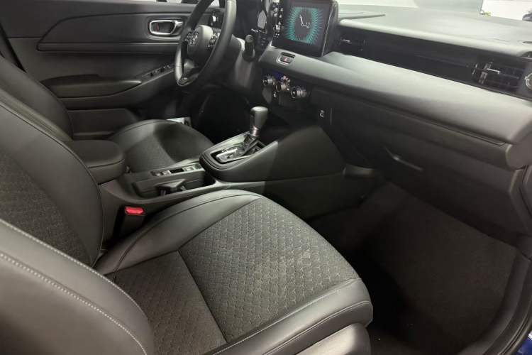Used Honda XR-V 2023 Facelift 1.5L CVT Trend Edition Interior 5