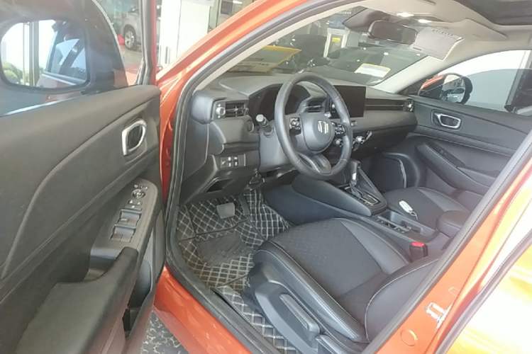 Used Honda XR-V 2023 1.5L CVT Trend Edition Driver Seat