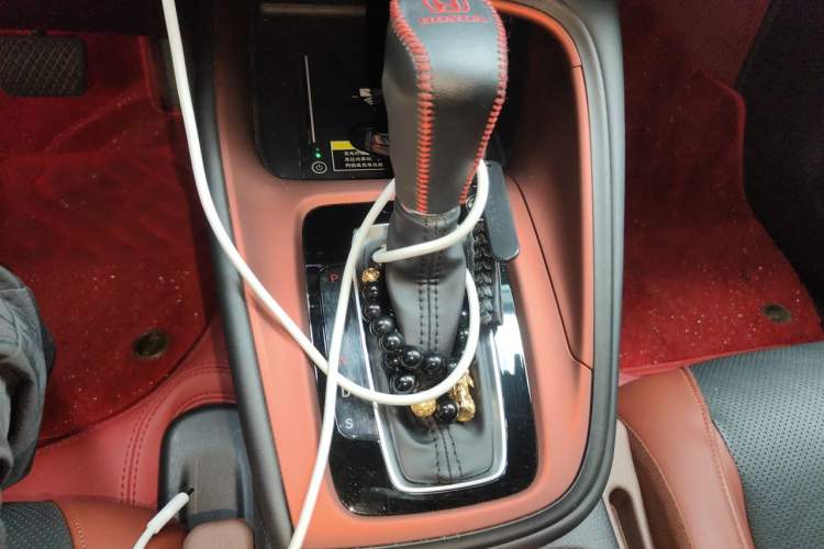 Used Honda XR-V 2023 1.5L CVT Enthusiast Edition Gear Lever