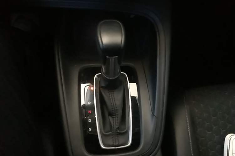 Used Honda XR-V 2023 1.5L CVT Trend Edition Gear Lever