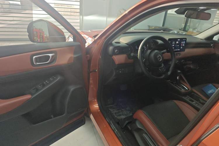 Used Honda XR-V 2023 1.5L CVT Enthusiast Edition Interior 2