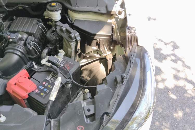 Used Honda XR-V 2023 Facelift 1.5L CVT Trend Edition Engine Bay Left