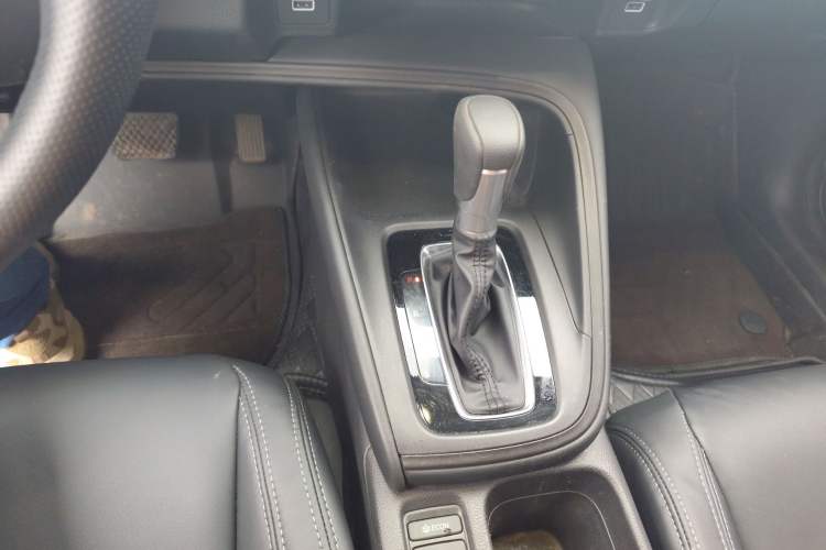 Used Honda XR-V 2023 1.5L CVT Thermal Edition Gear Lever