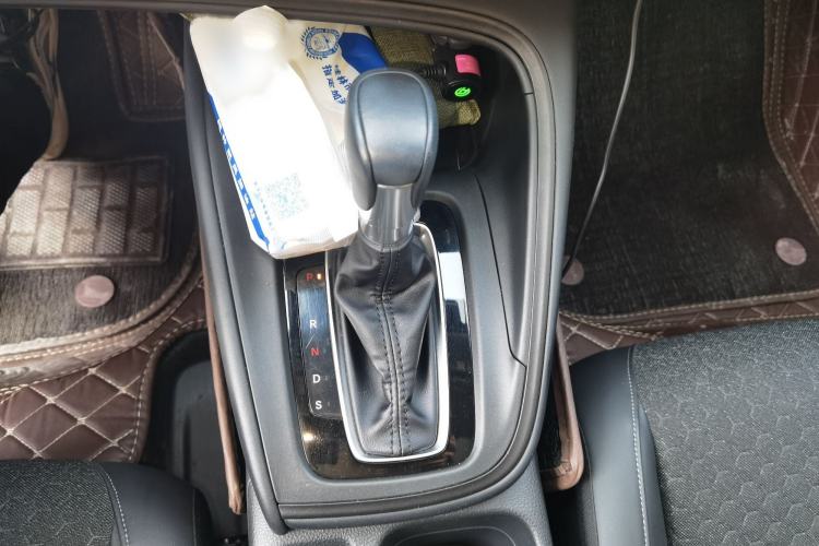 Used Honda XR-V 2023 1.5L CVT Trend Edition Gear Lever