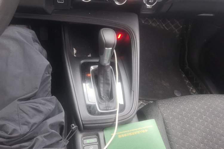 Used Honda XR-V 2023 1.5L CVT Thermal Edition Gear Lever