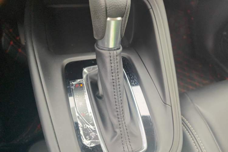 Used Honda XR-V 2023 1.5L CVT Thermal Edition Gear Lever