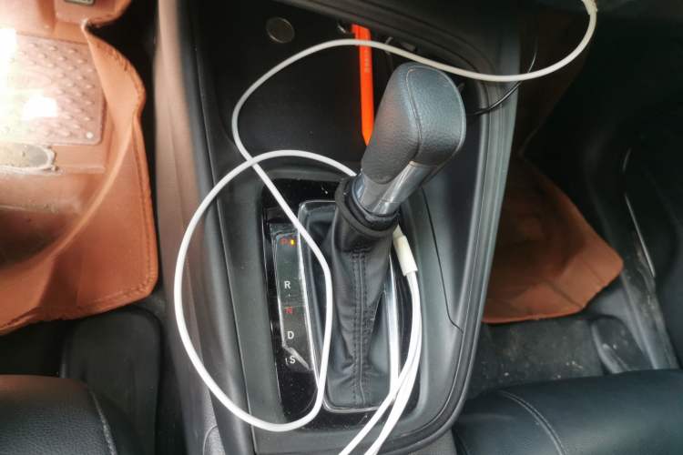 Used Honda XR-V 2023 1.5L CVT Thermal Edition Gear Lever
